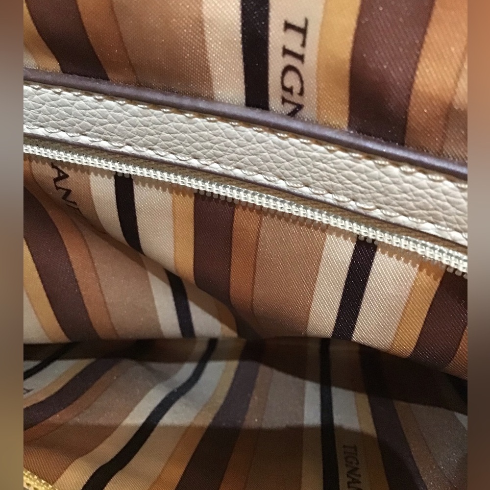 Tignanello Cream Leather Handbag New without Tags - Picture 5 of 16